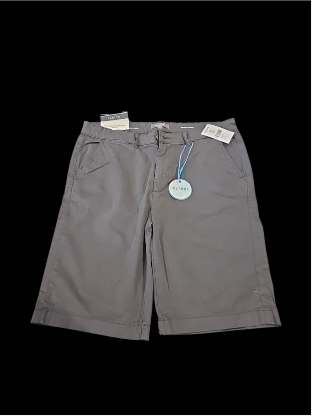 DL1961 Boy's Gray Shorts Sz 18 NWT Lightweight 10" Inseam (C-10)